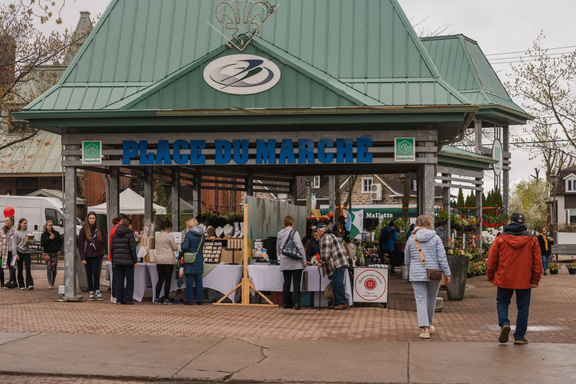 Place du marché - Vente de trottoir